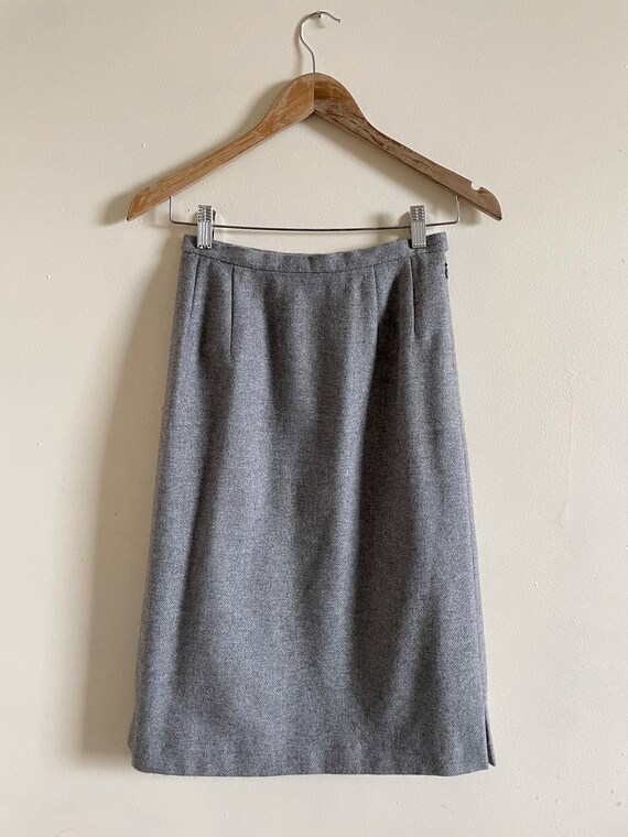 Hanae Mori Wool Cashmere Grey Blazer Skirt Suit |… - image 6