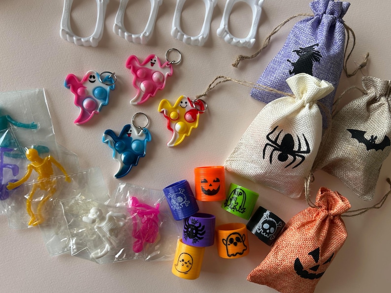 Halloween Favor Bags Halloween class favors Halloween kids favors for classroom treats for Halloween kids favor trick or treat bag school