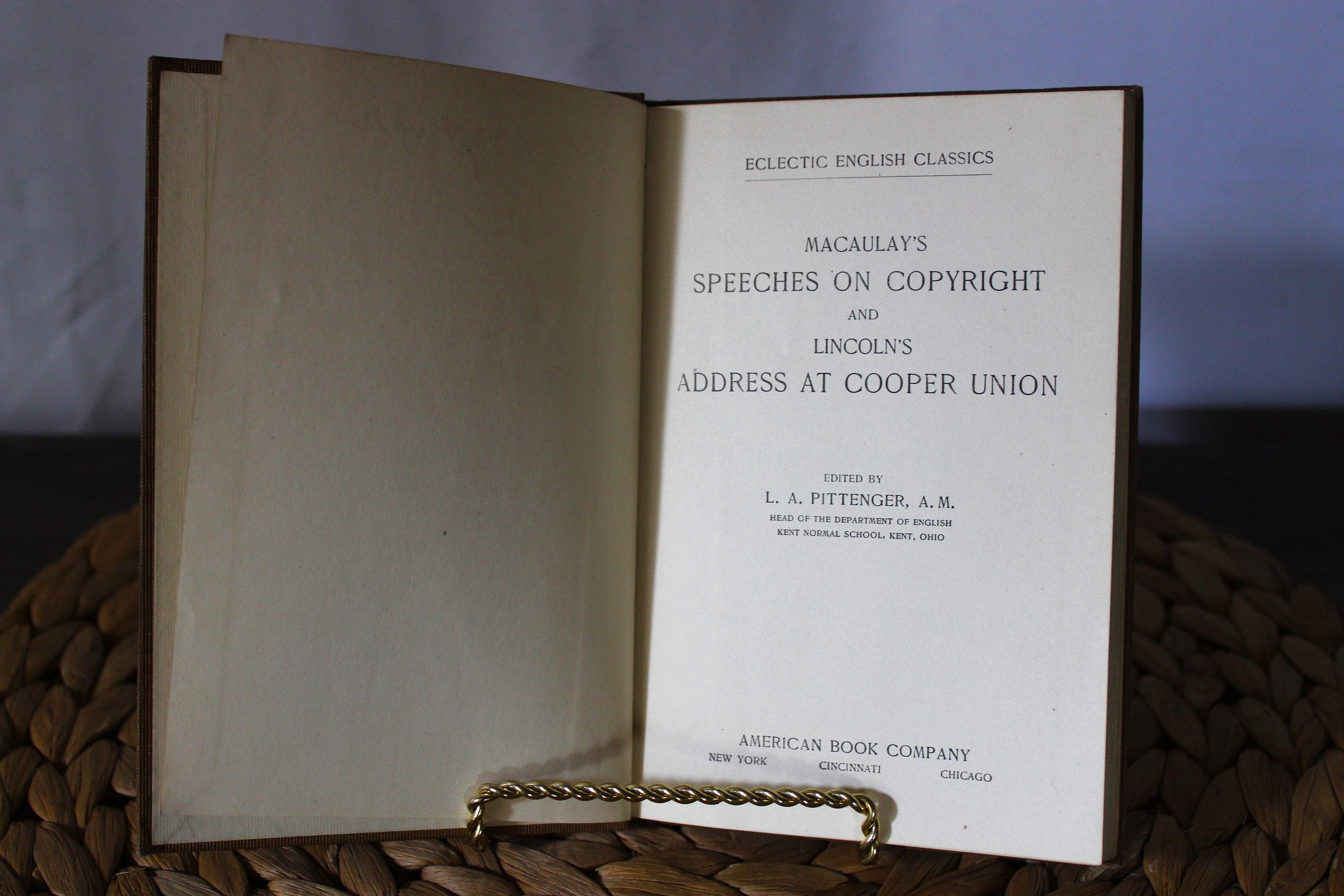 Eclectic English Classics Macaulay's Speeches on Copyright and Lincoln