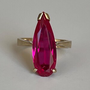 Elegant 10K Gold Simulated Ruby Ring, Size 4, 3.43 grams