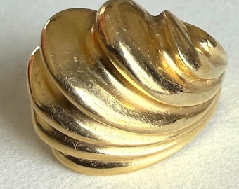 Vintage Solid 14K Shell Design Ring, 8.9grams, Size 5.5US