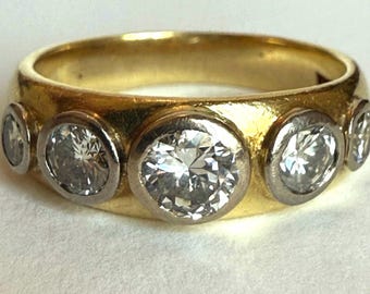 Vintage 18K Gold Five Diamond Gypsy Ring, Graduated Diamond Band, 5.5g, Size 6.75