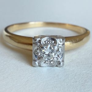 Vintage 14K Diamond Engagement Ring: 5-Stone Setting, Size 7.5