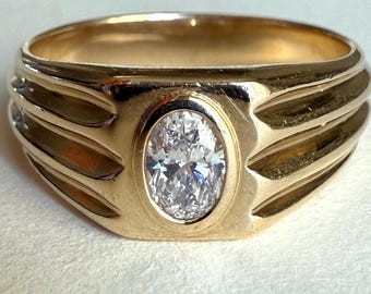 Vintage 14K Gold Diamond Ring with ribbed band, Sculptural Solitaire, Size 8, 6.1grams