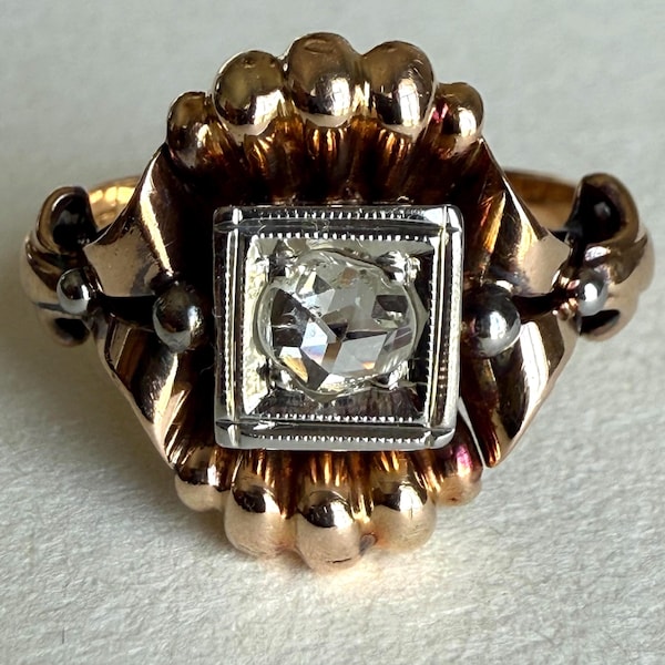 Antique 18K Rose Cut Diamond Ring, Late Victorian to Early Edwardian, circa 1900–1915, Size 7.5