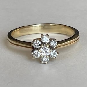 Stunning Vintage 14K Natural Diamond Ring in Floral Setting, Size 7.25, 2.97 grams, Perfect Promise or Engagement Ring