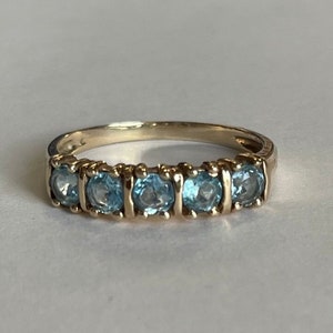 Vintage 10K Blue Topaz Ring with 5 stones, Size 8, 2 grams, December Birthstone