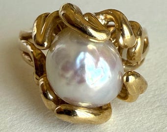 Vintage 10K Gold Sculptural Pearl Ring, Bold Organic Setting, 6.58g, Size 5.5