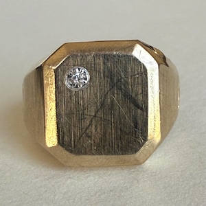 10K Cigar Band with Diamond Accent Stone, 4.1 grams, size 13.75, Mens Ring