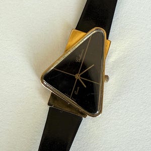 Vintage Bouché Triangle Cuff Watch – Sculptural Gold Statement Vintage Triangle Watch | eBay main image 3