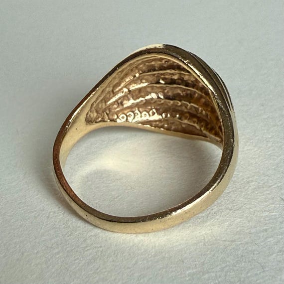 Solid 14K Solid Ribbed Wavy Gold Ring, 4.66grams,… - image 4