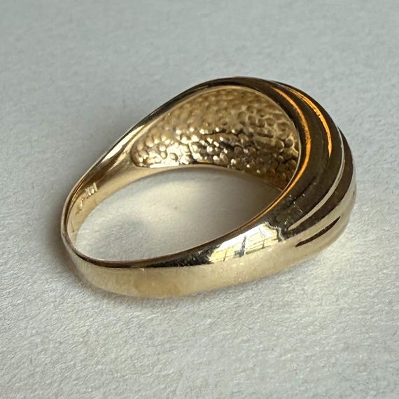 Solid 14K Solid Ribbed Wavy Gold Ring, 4.18grams,… - image 4