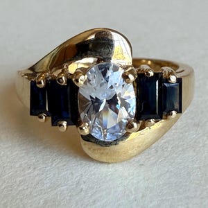 14K White Sapphire and Blue Topaz Ring, 4.04grams, Size 5.75 US