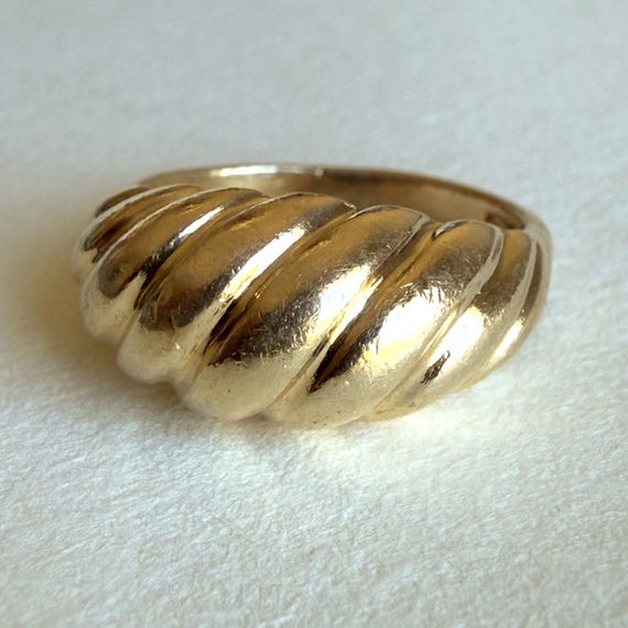 Solid 14K Solid Ribbed Wavy Gold Pinky Ring, 2.83… - image 10
