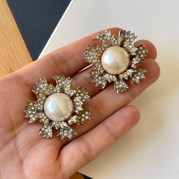 Boucles D'oreilles En Métal Doré Avec Strass Et Fausse Perle - Occasion