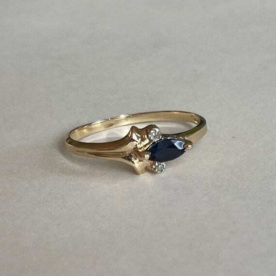 Delicate 10K Gold Marquise Cut Blue Sapphire Ring… - image 8