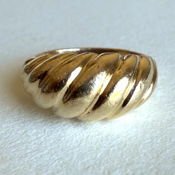 Solid 14K Solid Ribbed Wavy Gold Pinky Ring, 2.83… - image 12