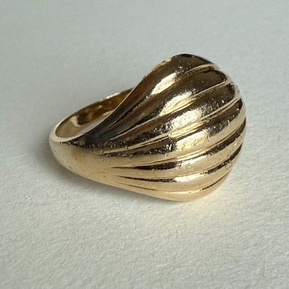 Solid 14K Solid Ribbed Wavy Gold Ring, 4.66grams,… - image 2