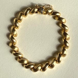Chunky 14K San Marco Link Bracelet with Florentine and Polished Finish, 16.7grams, 7inch long