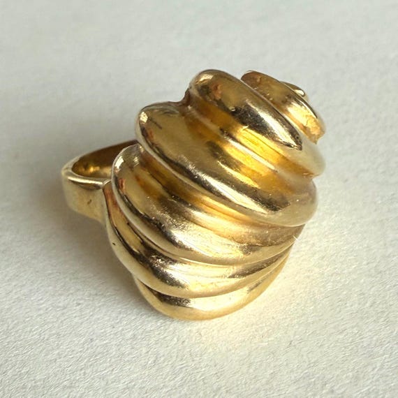 Vintage Solid 14K Shell Design Ring, 8.9grams, Si… - image 7