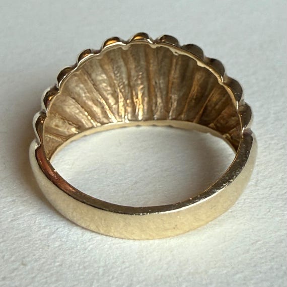 Scalloped Solid 10K Domed Ribbed Ring - image 7