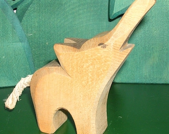 Ostheimer Elefant Kalb Baby Rüssel hoch Brandstempel Made in Germany handmade