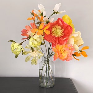 Bouquet di fiori di carta crespa / Arancione Rosso Verde / Dalia / Papavero / 7 - 11 steli / Regalo unico / Fiori di carta per anniversario di matrimonio / Fatto a mano
