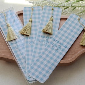 Set mit 4 Blessed is She doppelseitigen katholischen Lesezeichen mit Goldquaste - blauen Gingham Bibel Lesezeichen - handgemachtes Lesezeichen katholisches Geschenk
