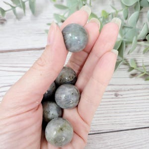 Labradorite Mini Sphere, Mini Labradorite Sphere, Flashy Labradorite Sphere, Mini Crystal Sphere, crystal collection, crystal gift, crystal decor, metaphysical crystals, witchy gifts