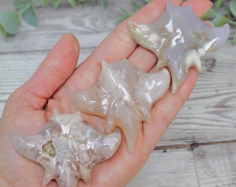 Flower Agate Manta Ray Crystal Carvings | Animal Crystal Carvings | Natural Agate | Crystal Healing | Animal Figurines | You Choose