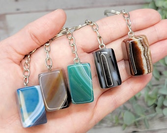 Porte-clés en agate polie du Brésil | Porte-clés sculptés et polis en cristal d'agate | Pierre de poche | Porte-clés