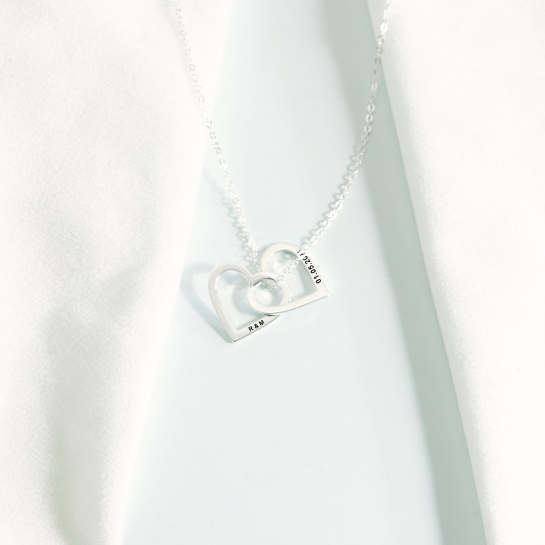 Personalized Silver Interlocking Hearts Necklace,Couple Necklace,Personalized Gift for Her,Double Heart Necklace,Valentine's Day Gift zdjęcie 4
