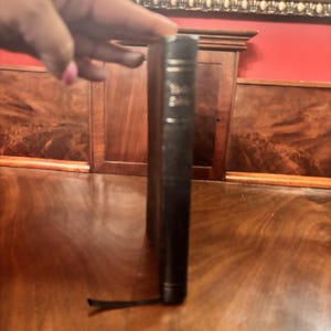 Holy Bible KJV UltraThin Reference Concordance Black Bonded Leather Holman 1999 image 3