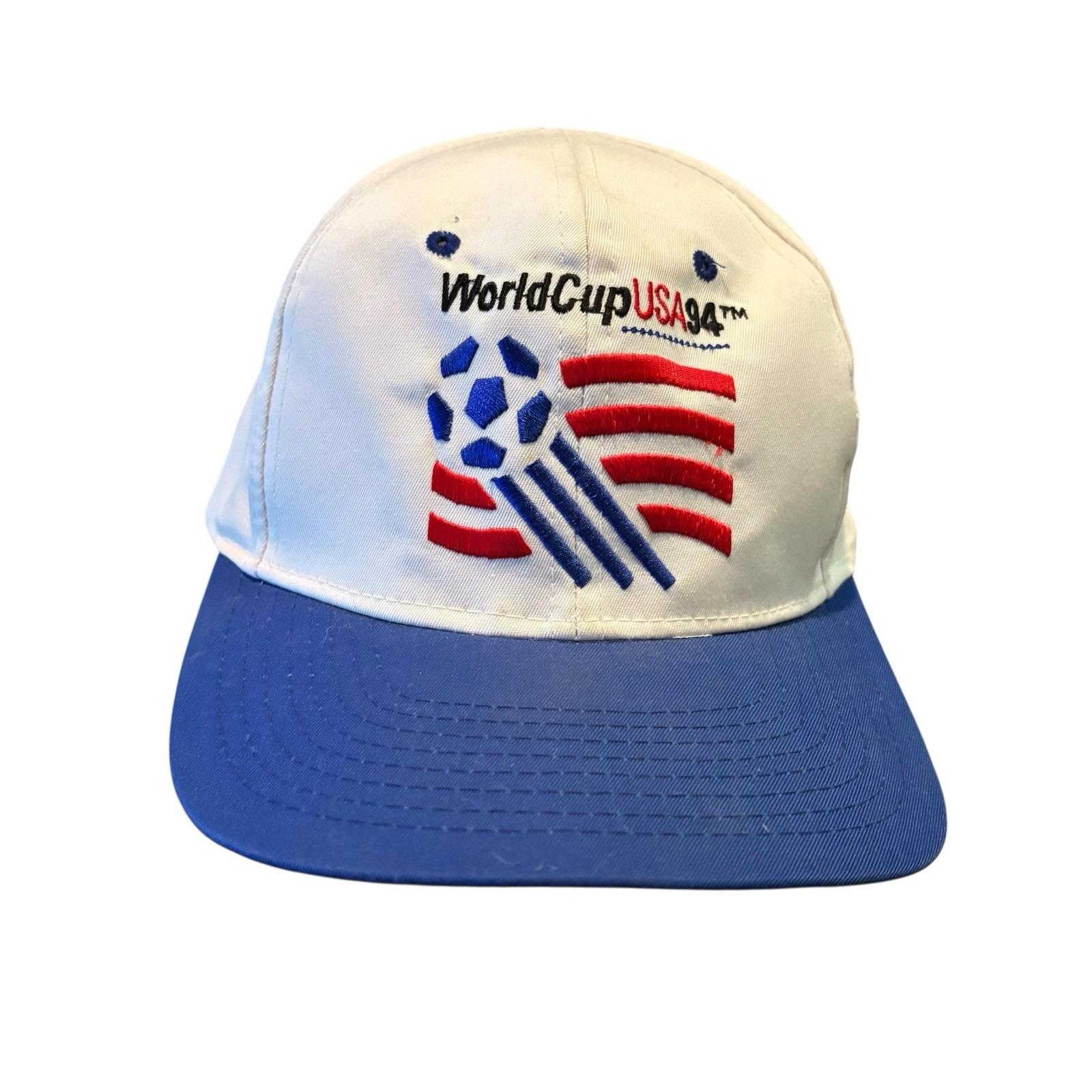 希少！1994 FIFAワールドカップのロゴ入りスナップバックキャップ　カナダ 希少！1994 FIFAワールドカップのロゴ入りスナップバックキャップ