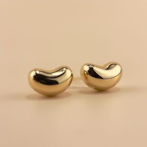 18k Solid Gold Pea Stud Earring/ Puff Earrings