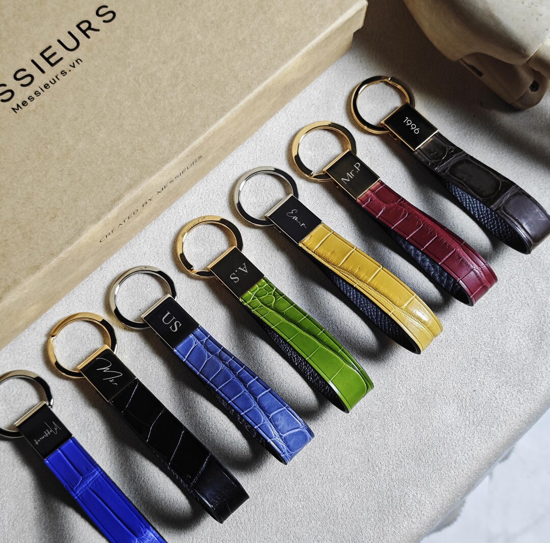 Handmade Alligator Leather Keychain: Personalized Gifts - Etsy