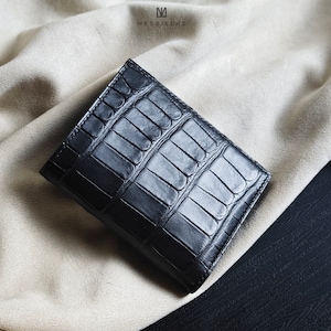 父の日ギフト ワニ革二つ折り財布、刻印入り財布、革財布、お父さんへのギフト、彼へのギフト、誕生日プレゼント