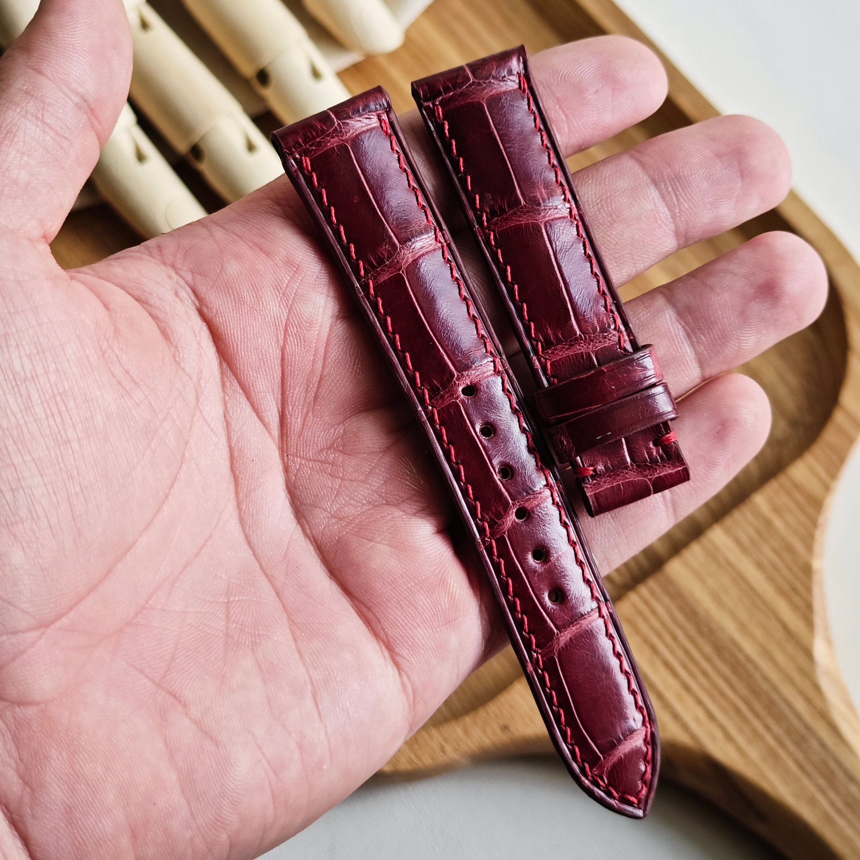 Custom Alligator Watch Straps, Leather Watch Bands, Best Leather Watch Straps, Straps for