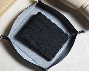Alligator Leather Bifold Wallet: Engraved Money Clip, Black Epsom Interior