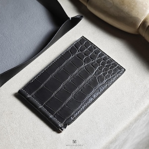 Billetera de piel de caimán personalizada con clip para billetes. Regalos para papá, regalos para él y regalos de cumpleaños.