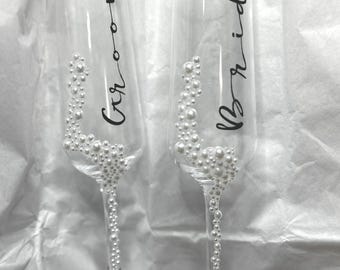 Personalized Pearl Wedding Champagne Flutes | Bride & Groom Toasting Glasses