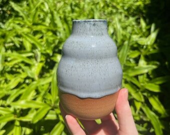 Vase en céramique Petite fleur de bourgeon - Poterie faite à la main