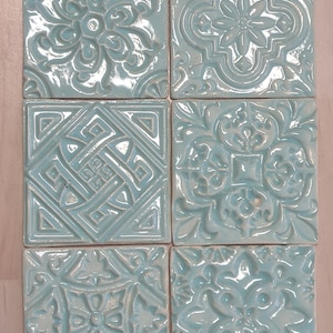 10 pieces of turquoise ceramic tiles
