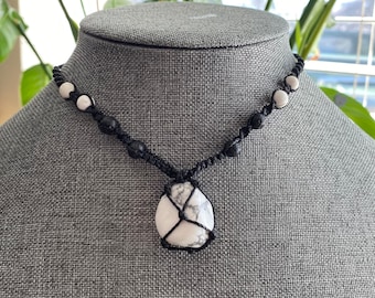 Magnesite Macrame Necklace