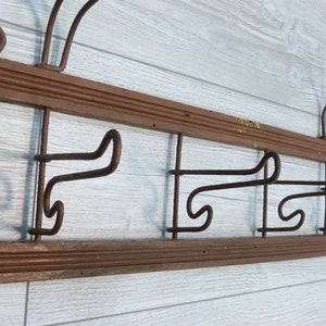 Percha de pared, Percha de madera vintage, Percha de metal montada en la pared, Percha de pared de cuatro ganchos, Percha de ropa vintage, Percha antigua