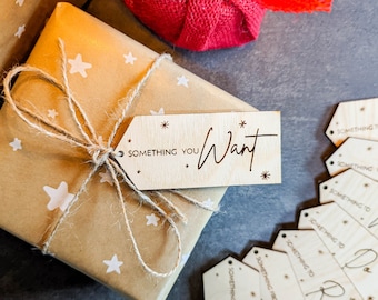 Personalisierte hölzerne Weihnachtsgeschenkanhänger | Wiederverwendbar & umweltfreundlich