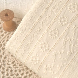 Tessuto di cotone bianco,Tessuto di cotone crema,Tessuto floreale,Tessuto cuscino,Tessuto morbido,Tessuto abito estivo,Tessuto tagliato su misura,Tessuto di cotone immagine 2
