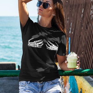Verano Mediterráneo - Camisa para Mujer - Regalo de Moda - Ropa de Mujer - Regalo Hecho a Mano para Ella - Camisetas Únicas para Ella