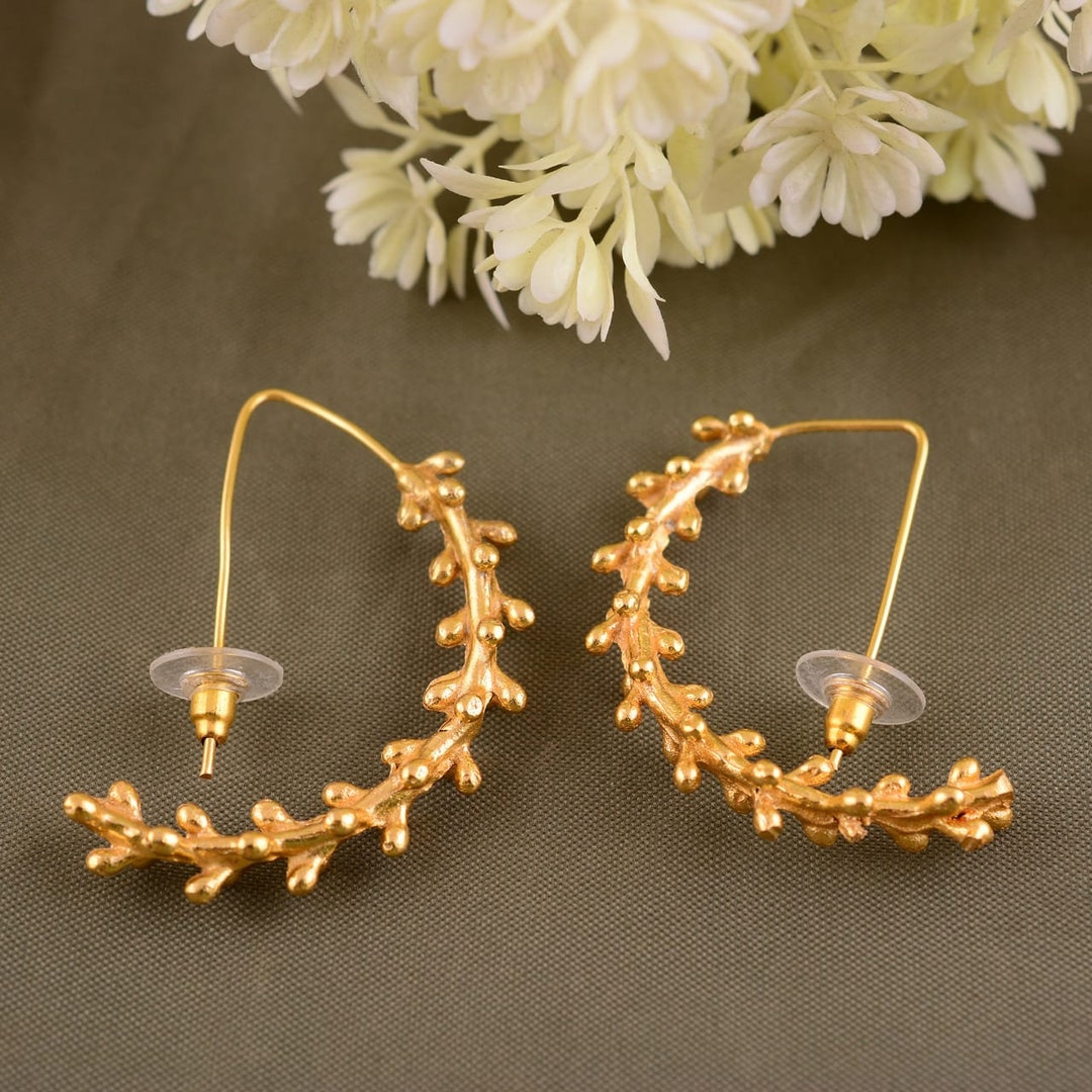 Madelyn Botanical Leaves Hoop Earrings main image 0
