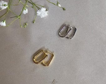 Rechteckige Creolen aus Sterling Silber & Gold, Geometrische Ohrringe, Zierliche Ohrringe, Minimalistischer Schmuck, Geschenk für Sie